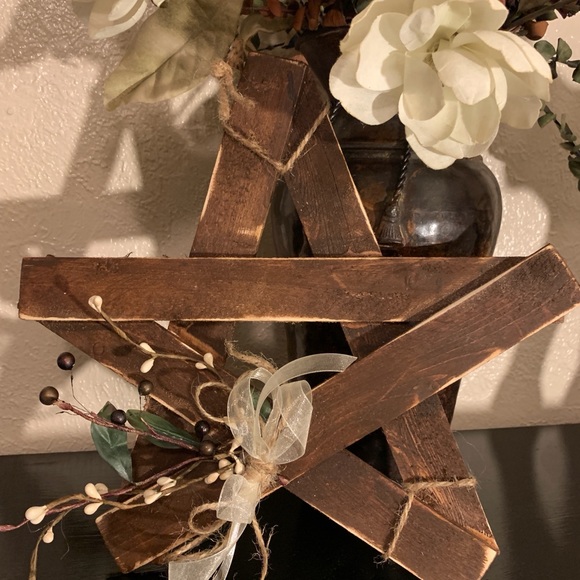 Wood Barn Star, Rustic Farmhouse Decor New Handmade 5 Point Star 12” - Picture 2 of 3